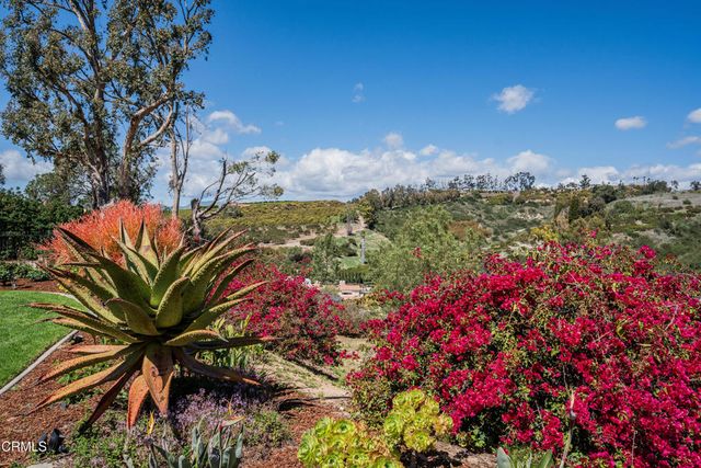 6065 Cielo Vista Court, Camarillo, CA 93012