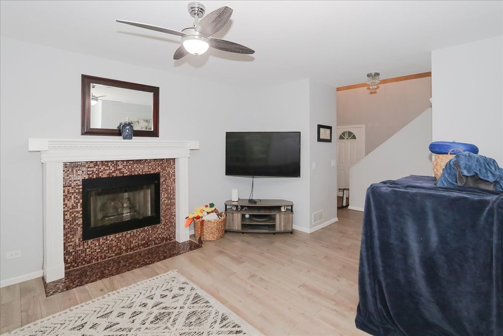 2 Terrace Lane, Lake Zurich, IL 60047 — photo 3