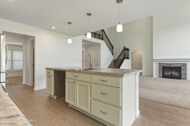 39 Morningside Dr, Shelbyville, KY 40065
