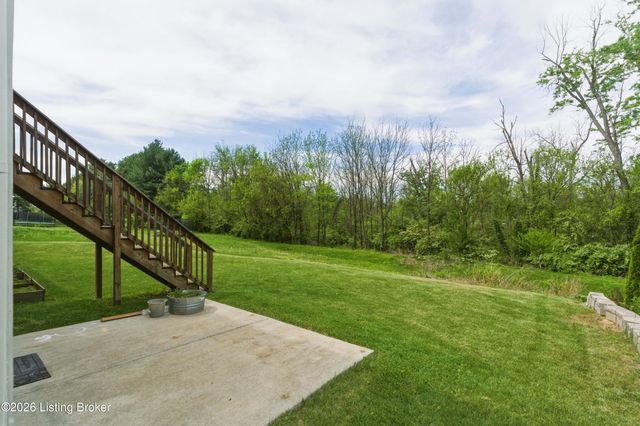 39 Morningside Dr, Shelbyville, KY 40065