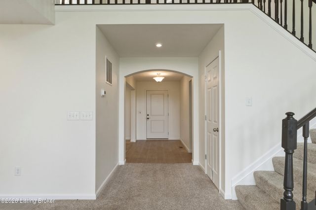 39 Morningside Dr, Shelbyville, KY 40065