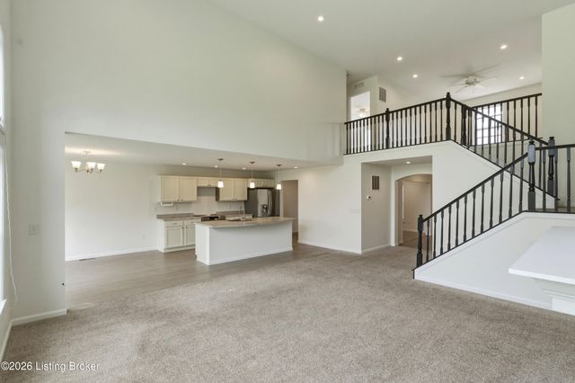 39 Morningside Dr, Shelbyville, KY 40065