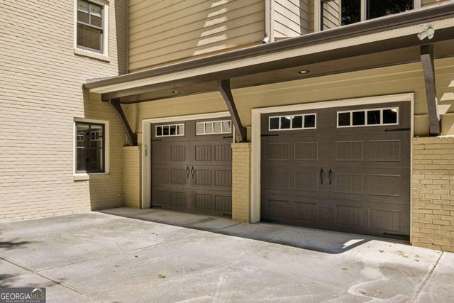 279 Lakeview Avenue NE, Atlanta, GA 30305