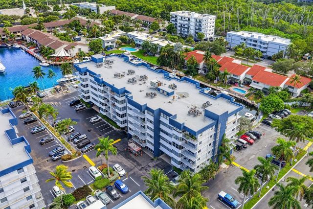 16565 NE 26th Avenue 4E, North Miami Beach, FL 33160