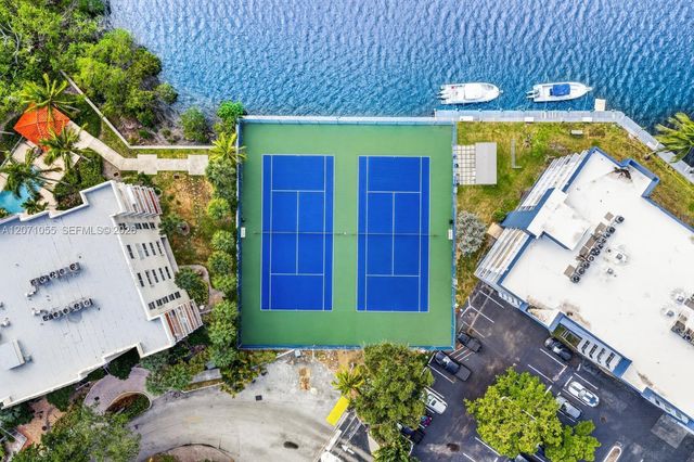 16565 NE 26th Avenue 4E, North Miami Beach, FL 33160