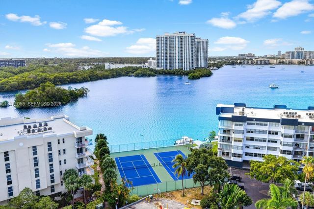 16565 NE 26th Avenue 4E, North Miami Beach, FL 33160