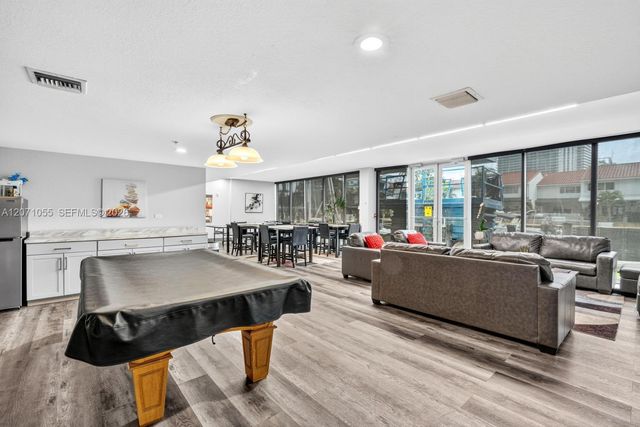 16565 NE 26th Avenue 4E, North Miami Beach, FL 33160