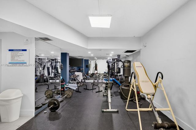 16565 NE 26th Avenue 4E, North Miami Beach, FL 33160