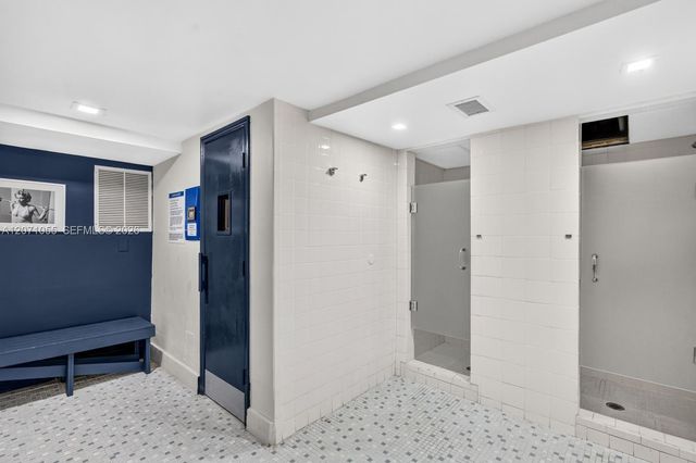 16565 NE 26th Avenue 4E, North Miami Beach, FL 33160