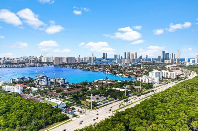 16565 NE 26th Avenue 4E, North Miami Beach, FL 33160