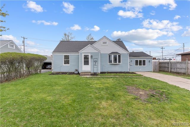 17 Violet Avenue, Amherst, NY 14226