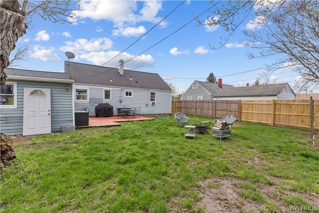 17 Violet Avenue, Amherst, NY 14226