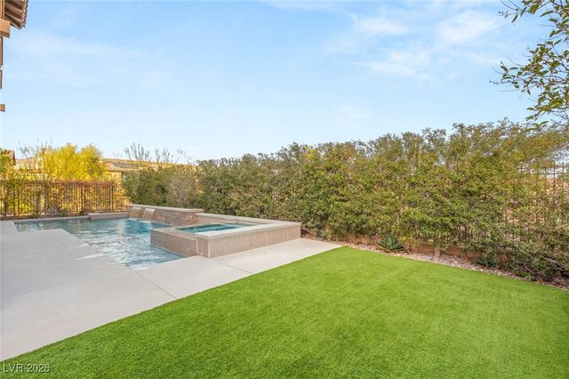 354 Granitico Street, Las Vegas, NV 89138