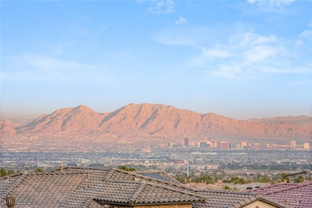 354 Granitico Street, Las Vegas, NV 89138