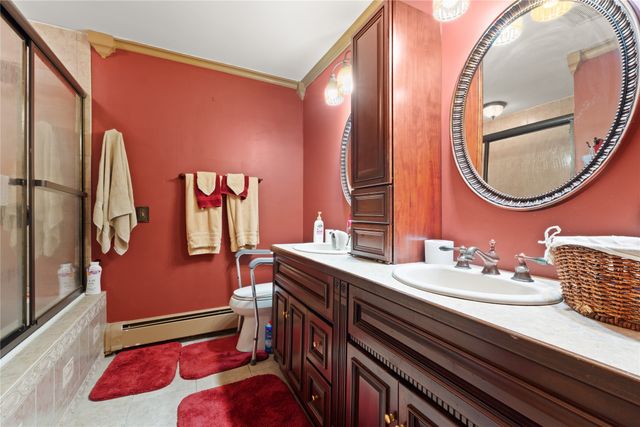 660 E GRANDVIEW Boulevard, Erie, PA 16504