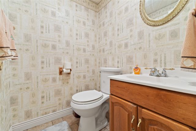 660 E GRANDVIEW Boulevard, Erie, PA 16504