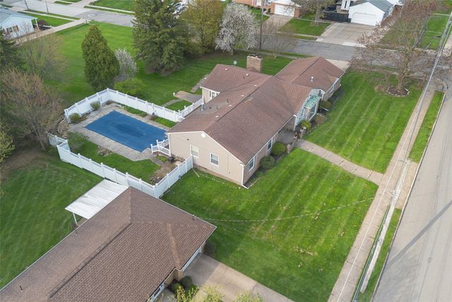 660 E GRANDVIEW Boulevard, Erie, PA 16504