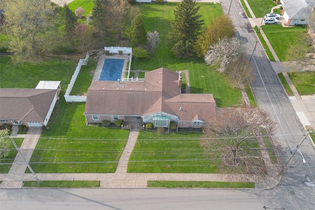 660 E GRANDVIEW Boulevard, Erie, PA 16504