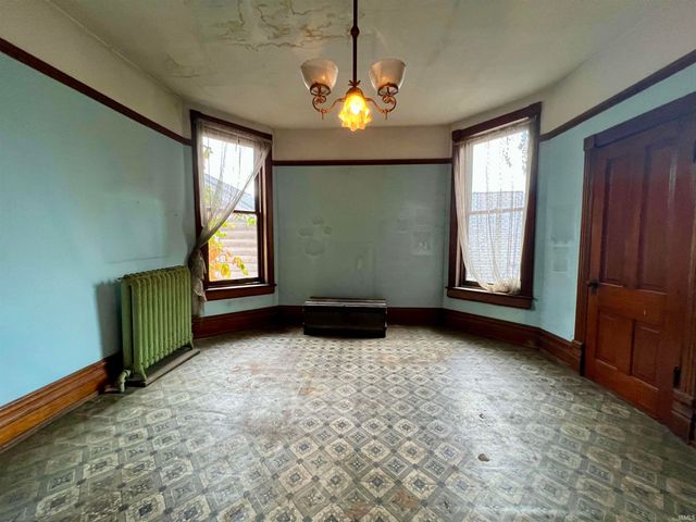 80 Eel River Avenue, Logansport, IN 46947