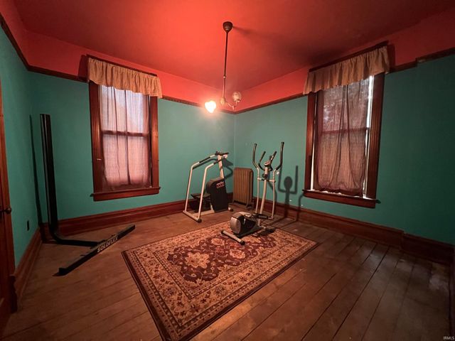 80 Eel River Avenue, Logansport, IN 46947