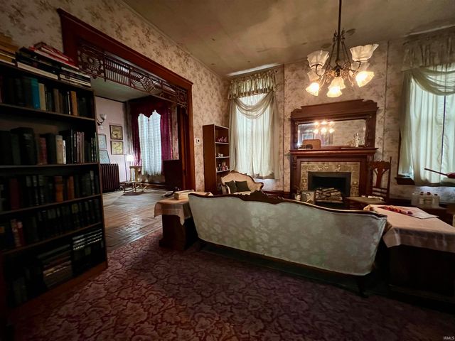 80 Eel River Avenue, Logansport, IN 46947