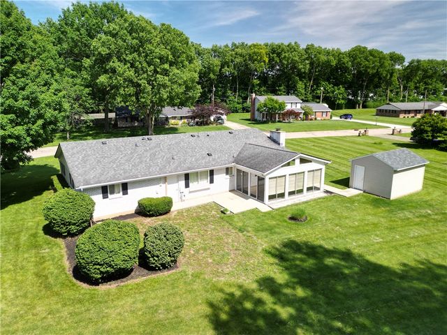 1101 E Bridle Lane, West Carrollton, OH 45449