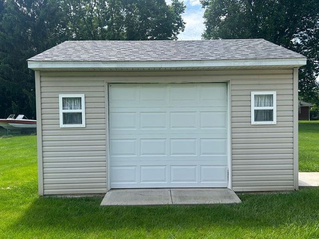 1101 E Bridle Lane, West Carrollton, OH 45449