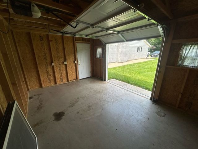 1101 E Bridle Lane, West Carrollton, OH 45449