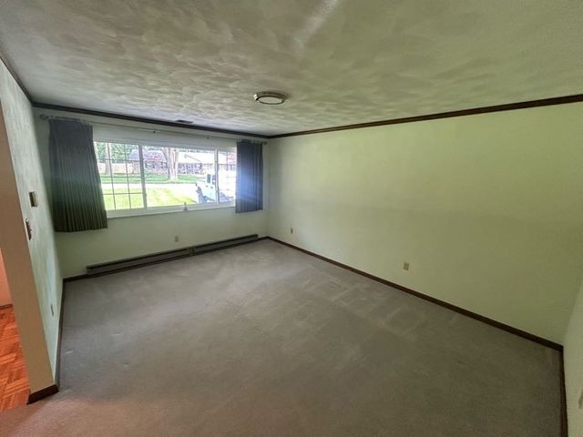 1101 E Bridle Lane, West Carrollton, OH 45449