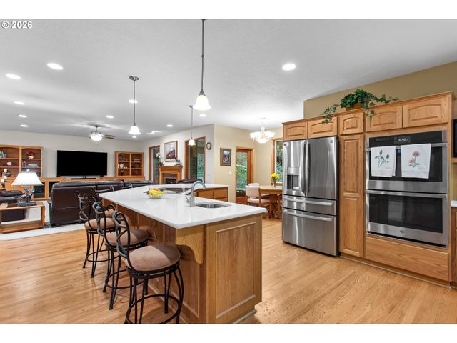 9920 Se BULL RUN Rd, Corbett, OR 97019