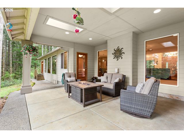 9920 Se BULL RUN Rd, Corbett, OR 97019