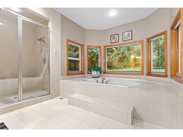 9920 Se BULL RUN Rd, Corbett, OR 97019