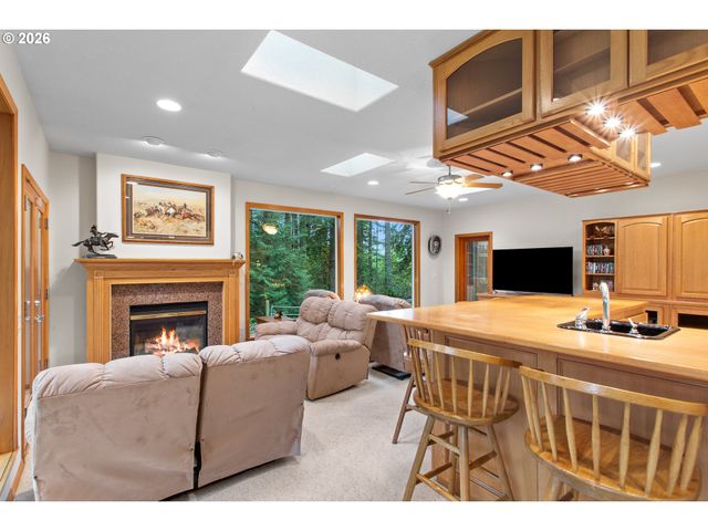 9920 Se BULL RUN Rd, Corbett, OR 97019