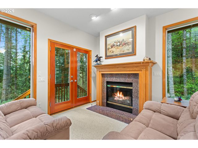 9920 Se BULL RUN Rd, Corbett, OR 97019