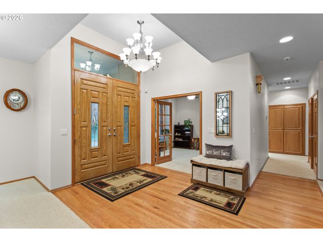 9920 Se BULL RUN Rd, Corbett, OR 97019