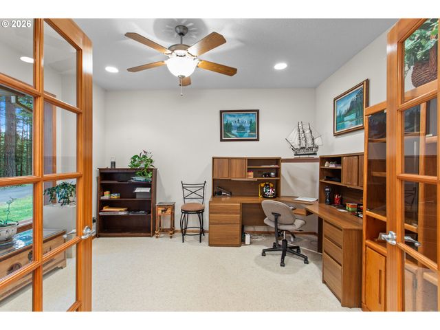9920 Se BULL RUN Rd, Corbett, OR 97019