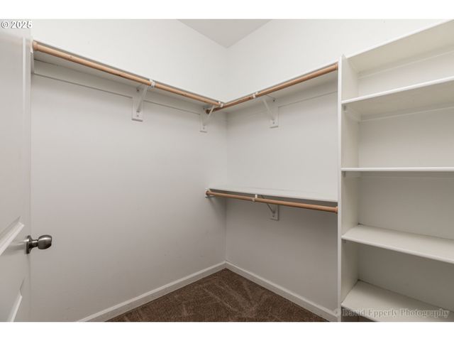 35671 ELK MEADOWS Dr, St Helens, OR 97051