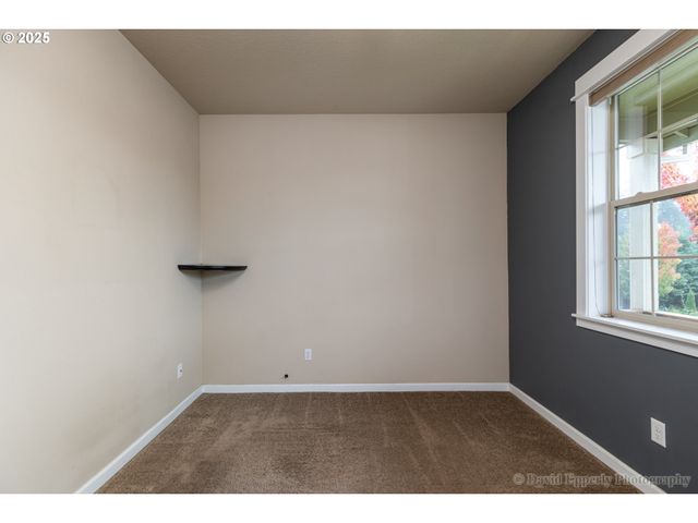 35671 ELK MEADOWS Dr, St Helens, OR 97051