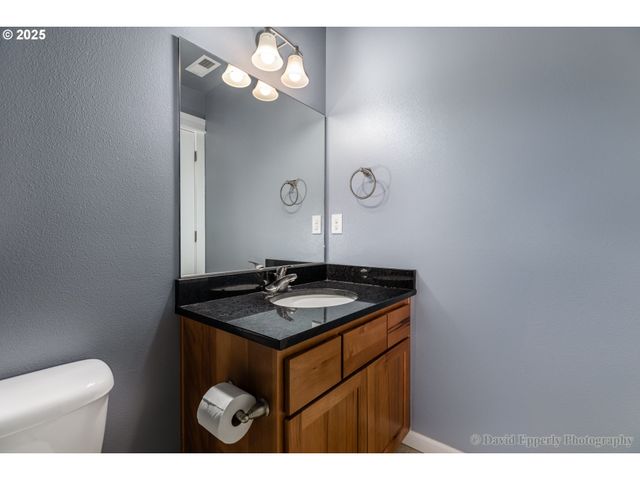 35671 ELK MEADOWS Dr, St Helens, OR 97051