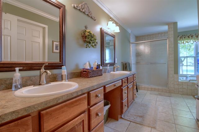 6794 N Meadows Pass, Dexter, MI 48130