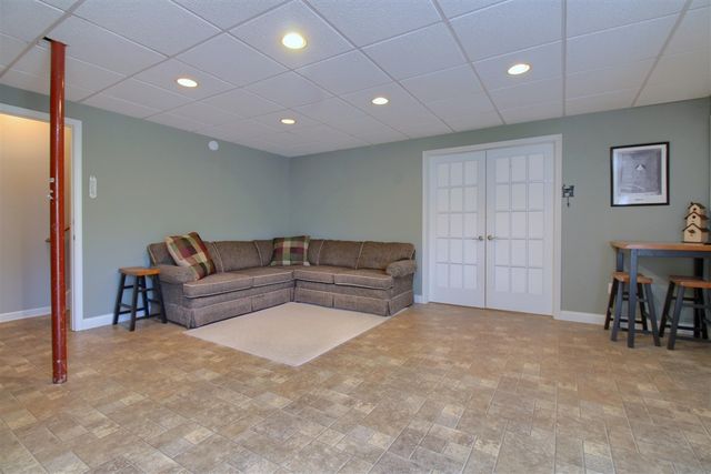 6794 N Meadows Pass, Dexter, MI 48130