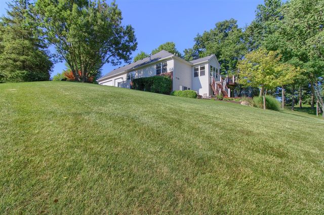 6794 N Meadows Pass, Dexter, MI 48130