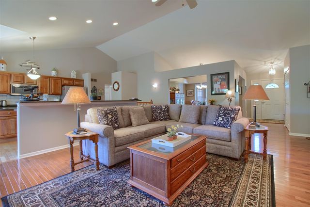 6794 N Meadows Pass, Dexter, MI 48130