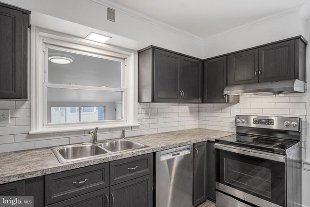 325 HOGESTOWN ROAD, Mechanicsburg, PA 17050