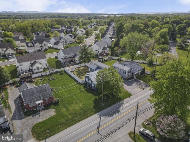 325 HOGESTOWN ROAD, Mechanicsburg, PA 17050