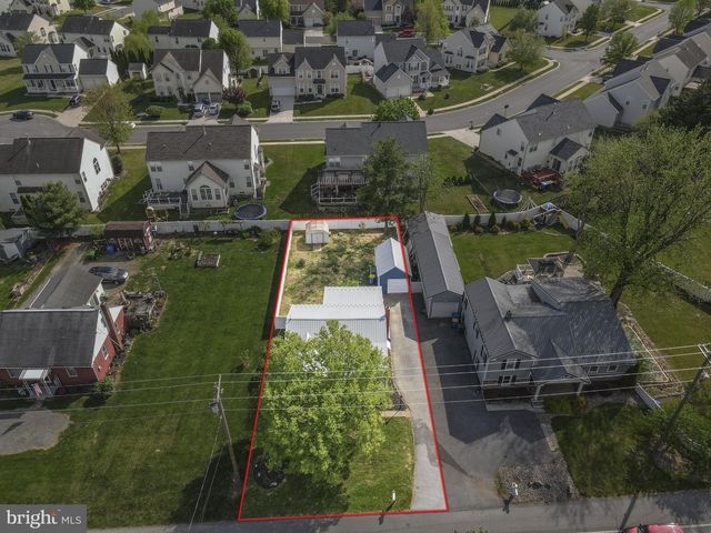 325 HOGESTOWN ROAD, Mechanicsburg, PA 17050
