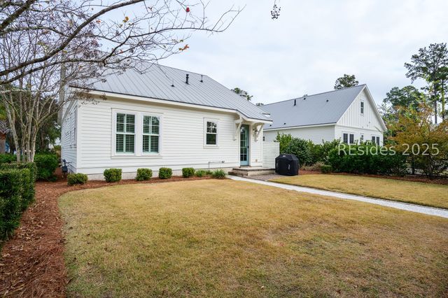 5 Snipe Ln, Bluffton, SC 29910