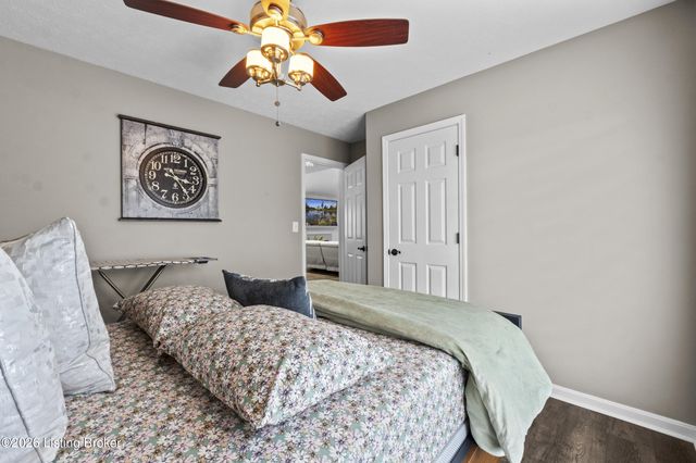 4206 Milo Dr, Louisville, KY 40218