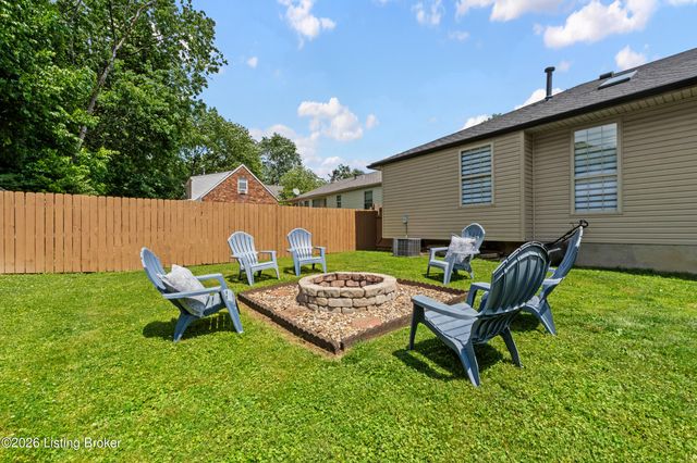 4206 Milo Dr, Louisville, KY 40218