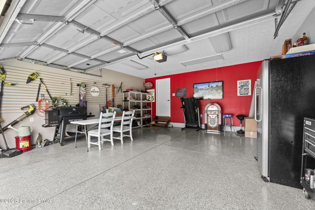 4206 Milo Dr, Louisville, KY 40218